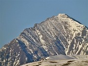 19 Zoom sul Legnone (2610 m)